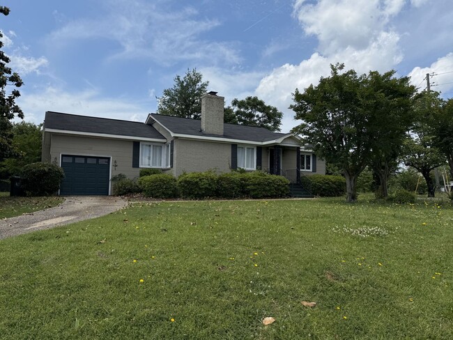 property at 7A Hillcrest Dr