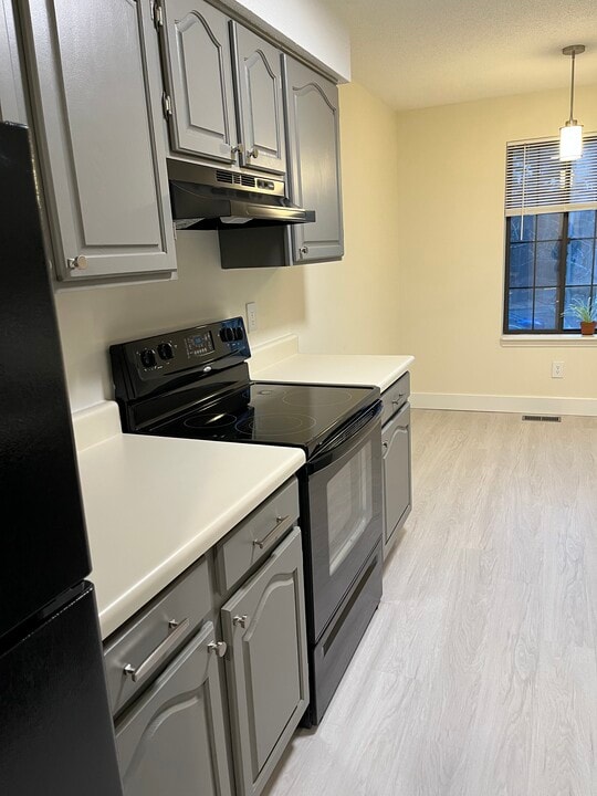 365 Mather St, Unit 88 in Hamden, CT - Building Photo
