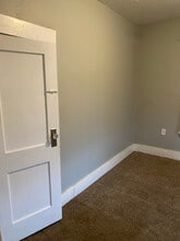 1005 N 9th St in Salina, KS - Foto de edificio - Building Photo