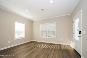 2939 Fitzgerald St in Jacksonville, FL - Building Photo - Building Photo