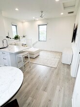 13100 Alton Rd in Palm Beach Gardens, FL - Building Photo - Building Photo