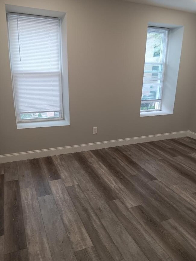 1540 W Tioga St, Unit Tioga