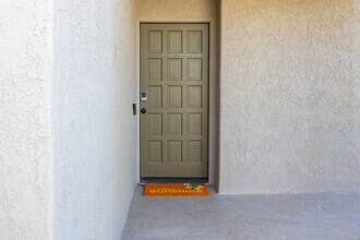 2842 Sundance Cir W in Palm Springs, CA - Building Photo - Building Photo