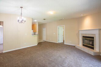 3128 Litchfield Dr in Orange Park, FL - Building Photo - Building Photo
