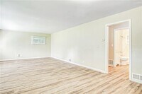 2318 Ousley Ct photo'