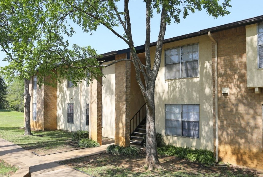 Longview Square in Longview, TX - Building Photo