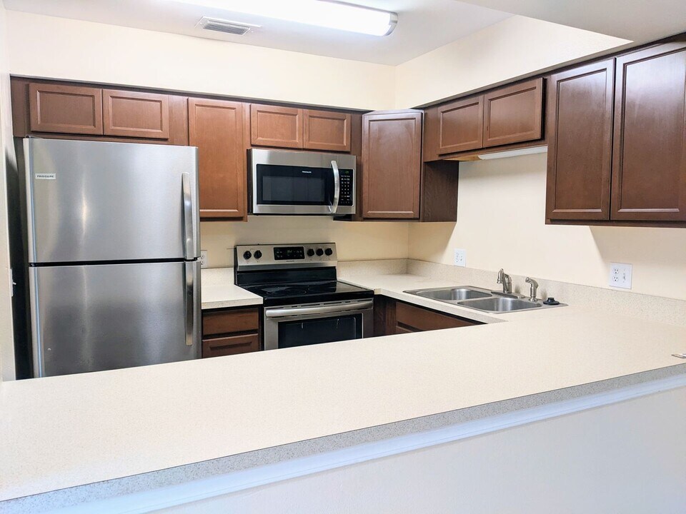 607 Casa Pk B Ct in Winter Springs, FL - Building Photo