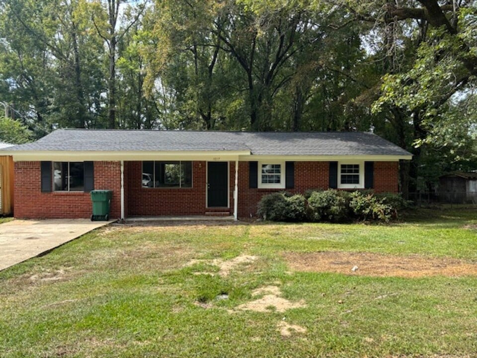 1837 Rachel St in Tupelo, MS - Building Photo
