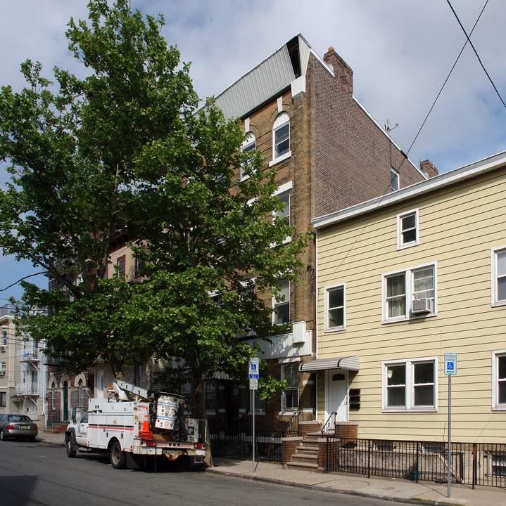 46 Jefferson St in Newark, NJ - Foto de edificio