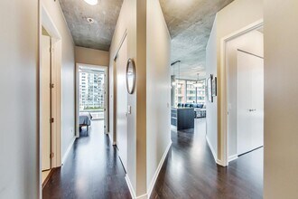 600 N Fairbanks Ct in Chicago, IL - Building Photo - Building Photo