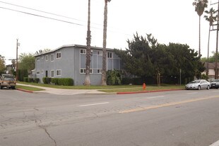 1030 Main St in Burbank, CA - Building Photo