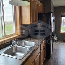 1009 4th Ave SE in Freeport, MN - Building Photo - Building Photo