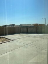 2251 Craig Ct in Los Banos, CA - Foto de edificio - Building Photo