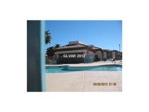 1092 Paradise Coach Dr in Henderson, NV - Building Photo - Building Photo