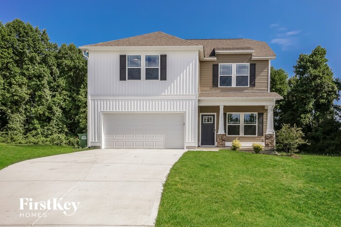 171 Winter Red Wy in Benson, NC - Building Photo