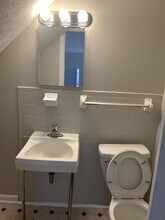 1110 Allen Dr in Winchester, VA - Building Photo - Building Photo