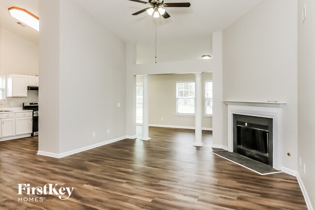 127 Grandview Cir in Powder Springs, GA - Building Photo - Building Photo