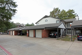 Sayle Garden in Greenville, TX - Building Photo - Building Photo