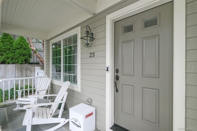 23 Cedar Pl in Rye, NY - Building Photo - Building Photo