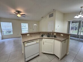 56 Wheatfield Dr in Palm Coast, FL - Building Photo - Building Photo