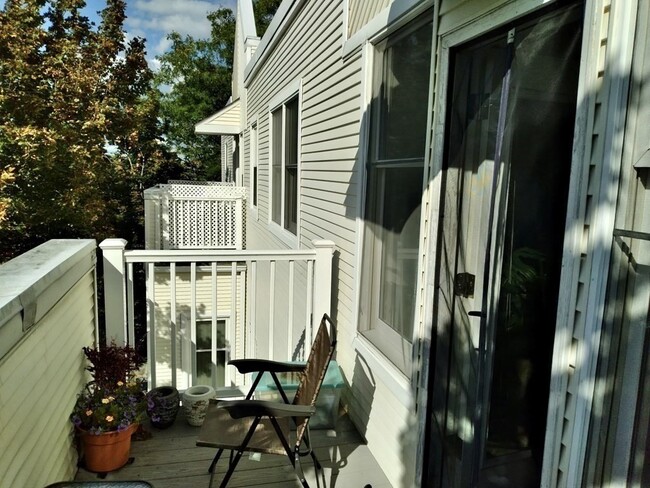 218 Thorndike St, Unit 1