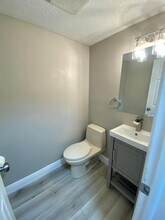 4941 Alder Dr in West Palm Beach, FL - Foto de edificio - Building Photo