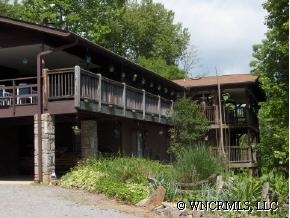 332 Calhoun Ridge Dr in Waynesville, NC - Building Photo