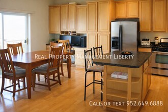 13779 54th Ave N in Minneapolis, MN - Building Photo - Building Photo