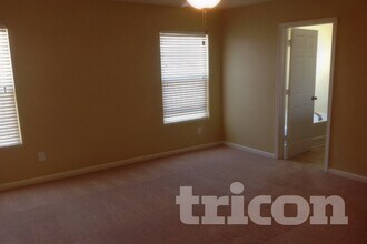 10007 Bristley Rd in Charlotte, NC - Foto de edificio - Building Photo