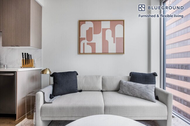 700 W 9th St-Unit -FL23-ID625 in Los Angeles, CA - Foto de edificio - Building Photo