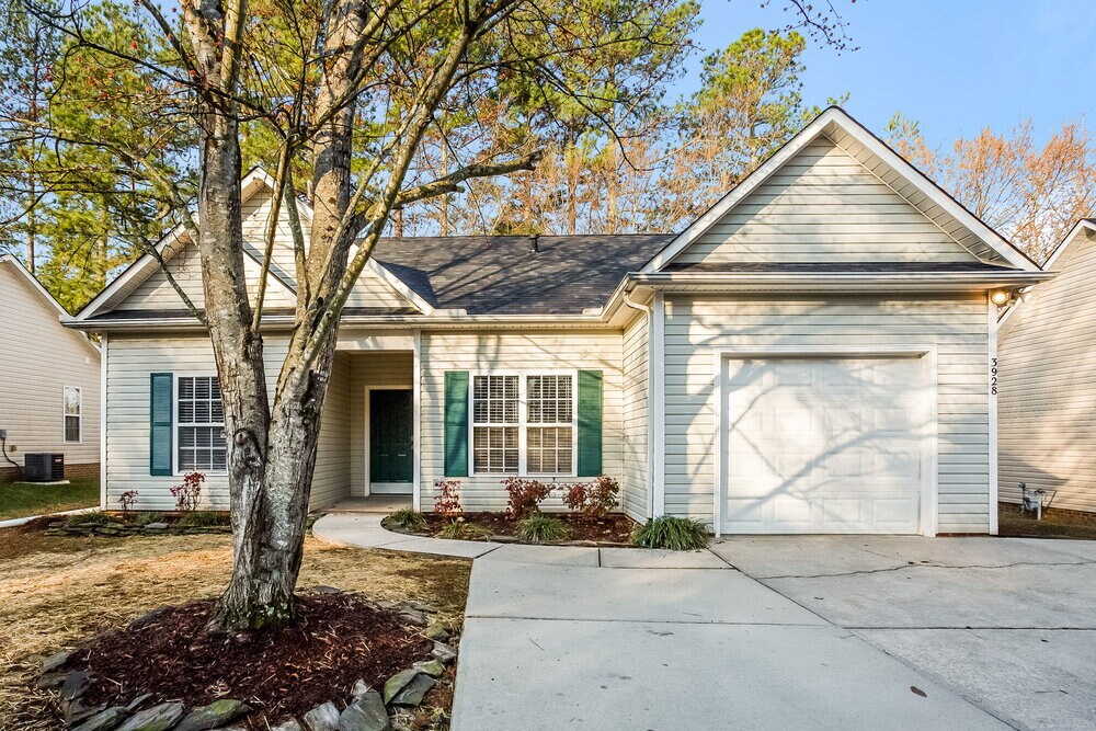 3928 Old Glory Dr in Concord, NC - Building Photo