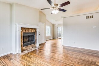 1206 E Mona Cir in Wichita, KS - Building Photo - Building Photo