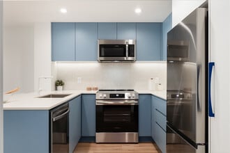 Koto - Student Rental in Burnaby, BC - Building Photo - Building Photo