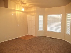 16403 Coral Dr in Nampa, ID - Building Photo - Building Photo