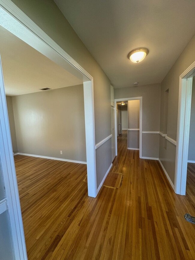 668 W Robert Ave in Oxnard, CA - Building Photo - Building Photo