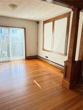 110 Burbank St in Cranston, RI - Building Photo - Building Photo