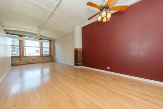 801 S Wells St in Chicago, IL - Building Photo - Building Photo