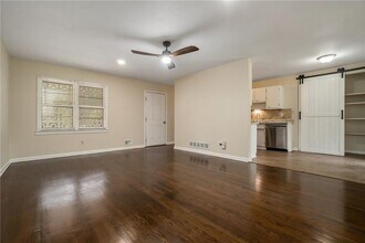 1225 Laurel Hill Dr in Decatur, GA - Building Photo - Building Photo