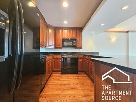 1354 N Dearborn St, Unit 19M in Chicago, IL - Building Photo