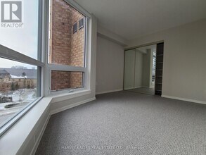 1055 Bay St. in Toronto, ON - Building Photo - Building Photo