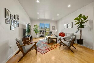 21 N 2nd St in Campbell, CA - Building Photo