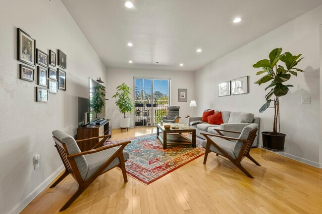 property at 21 N 2nd St