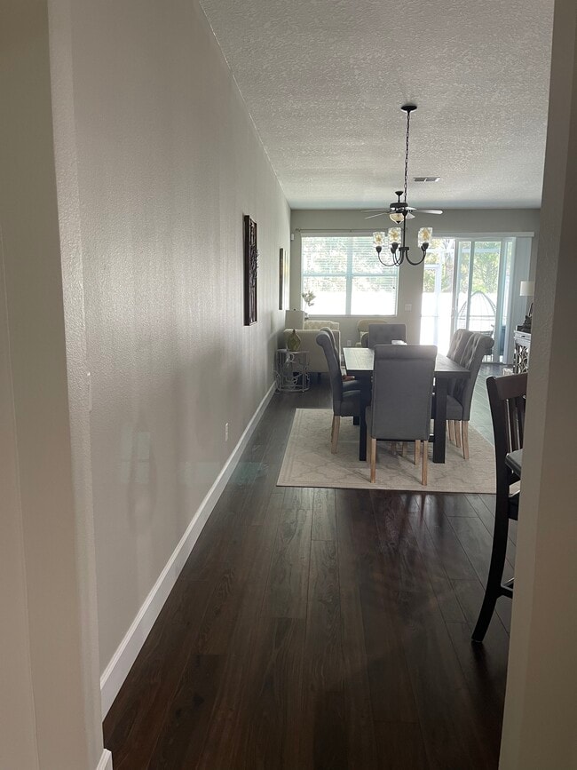 12574 Streamdale Dr in Tampa, FL - Building Photo - Building Photo
