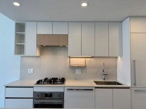 13573 98A Av in Surrey, BC - Building Photo - Building Photo