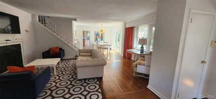 74 Ulster Ave in Atlantic Beach, NY - Building Photo - Building Photo
