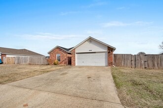 2520 D J Duvall Dr in Pea Ridge, AR - Building Photo - Building Photo