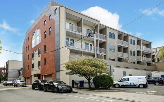 property at 545 39th St