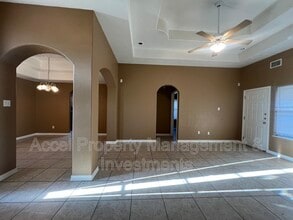 3013 Constellation Dr in Pharr, TX - Building Photo - Building Photo