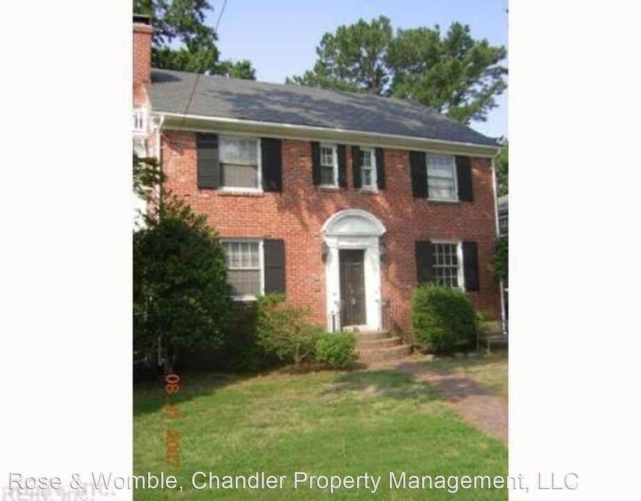 7431 Hampton Blvd-Unit -#2 in Norfolk, VA - Building Photo