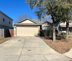 10115 Roseangel Ln in Helotes, TX - Building Photo
